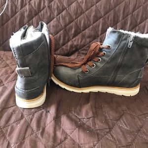 Madpow  winter boots